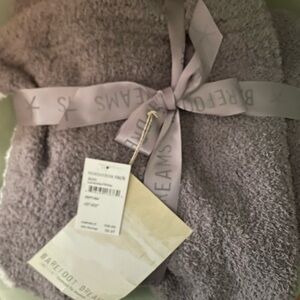 Barefoot Dreams Contrast tip blanket new with tags lavender purple and white